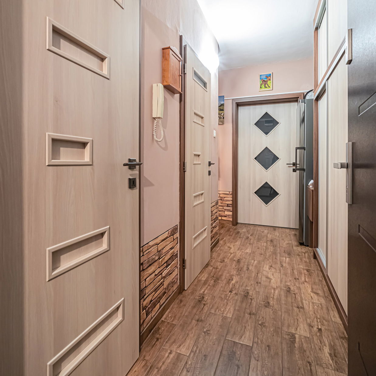 Basic CPL beltéri ajtó