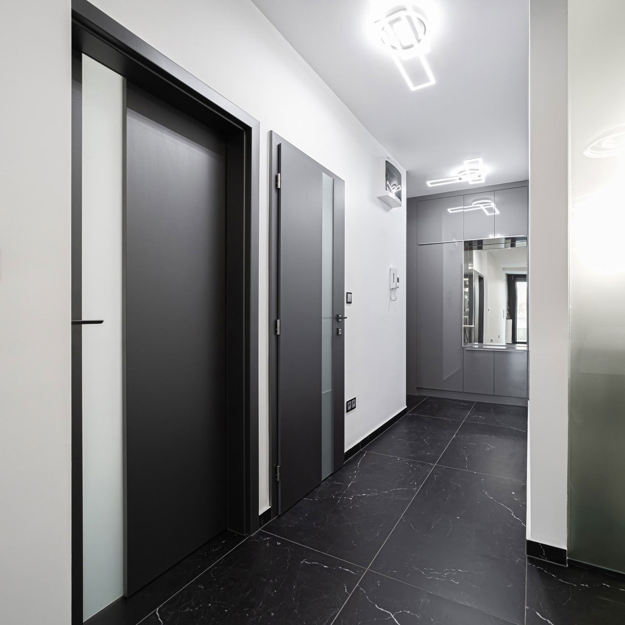 Rhino CPL beltéri ajtók