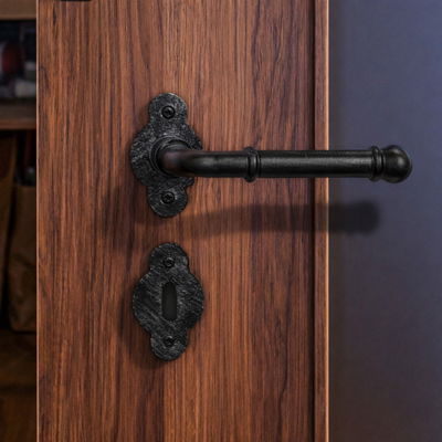 Festett beltéri ajtók